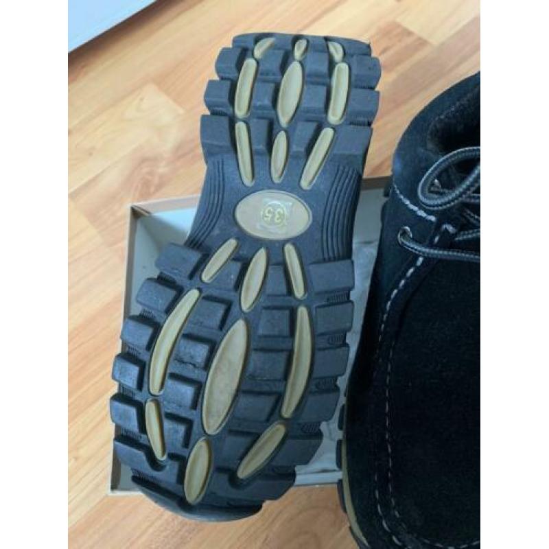 Zwarte stevige wandelschoenen Damage mt 35