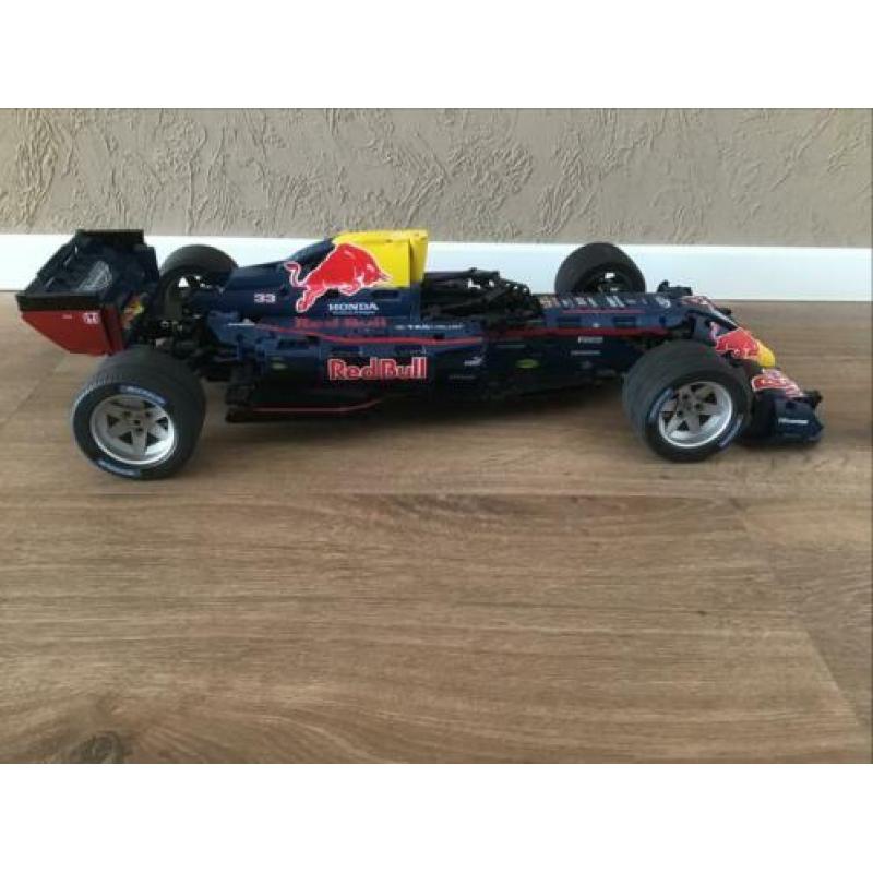 Lego technic F1 red bull Max Verstappen moc 1:8