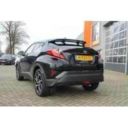 Toyota C-HR 1.8 Hybrid Style NAVI / CAMERA / PARKEERSENSOREN