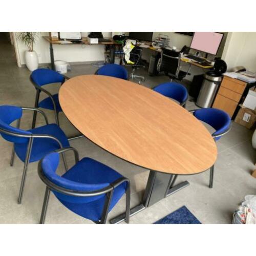 vergadertafel - spreektafel met 8 stoelen