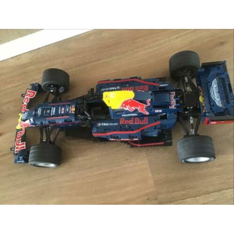 Lego technic F1 red bull Max Verstappen moc 1:8