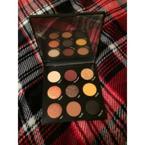 NIEUW Colourpop Proceed with Caution oogschaduw palette