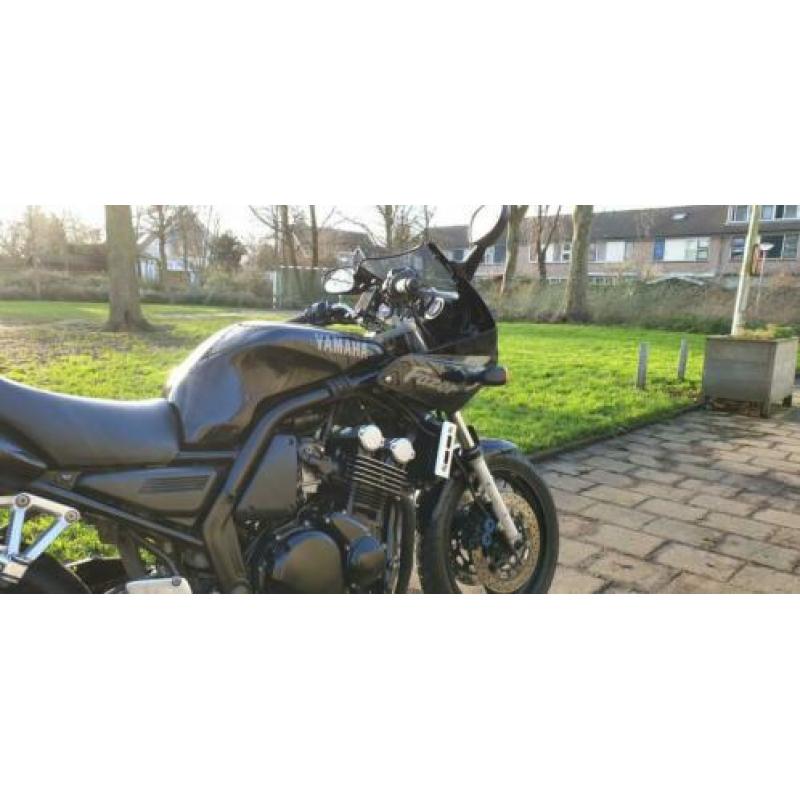 Yamaha Fzs600 / fzs 600 / fazer