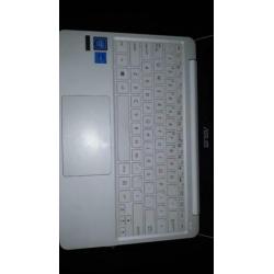 ASUS EeeBooK R209HA-FD0014TS