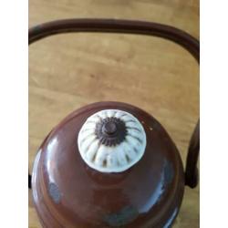 Antiek emaille doofpot/kolenkit met porselein knop