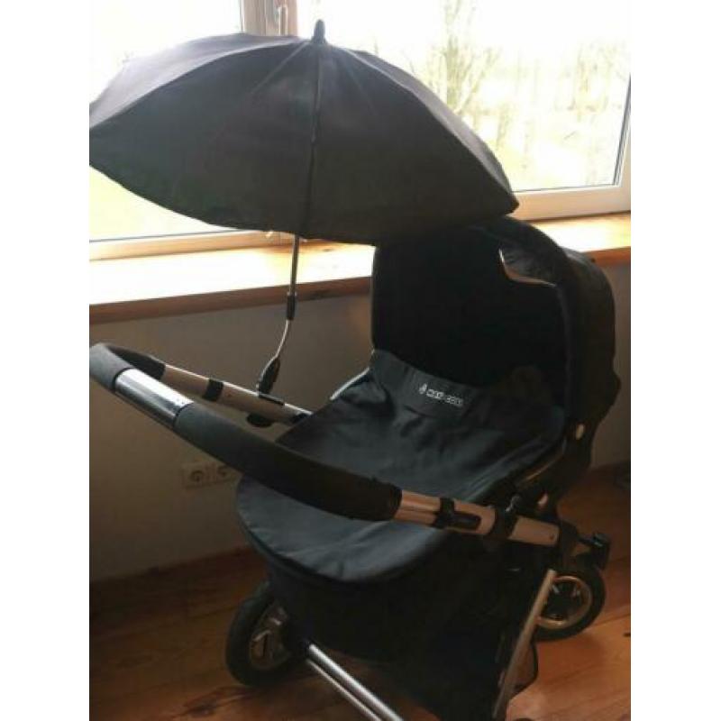 Maxi cosi mura 4 grijs / zwart met roze accessoires