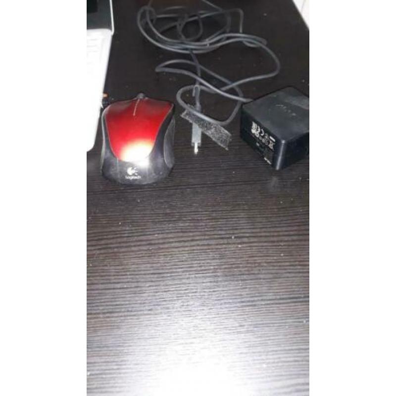ASUS EeeBooK R209HA-FD0014TS