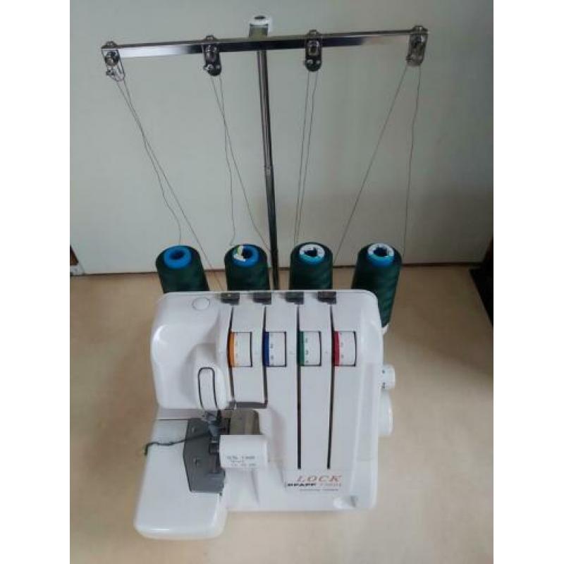 LOCKMACHINE PFAFF 730DA 2/3/4 DRAADS met 22 lockgarenspoelen