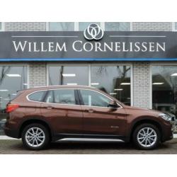 BMW X1 sDrive18d Centennial High Executive Aut. LED Navigati