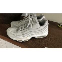 Nike air Max . Beide maat 40.5