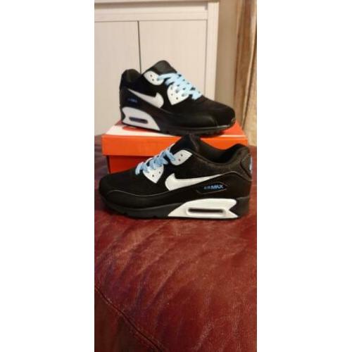 Nike Air Max 90
