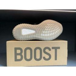 Adidas Yeezy Boost 350 V2 Tail Light 44