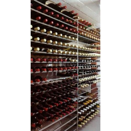 NIEUW Zeer degelijk metalen wijnrek 100 - 216 fl.