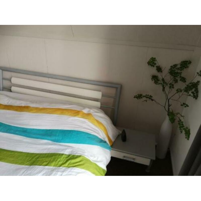 Twee persoonsbed / ledikant 160x2.00