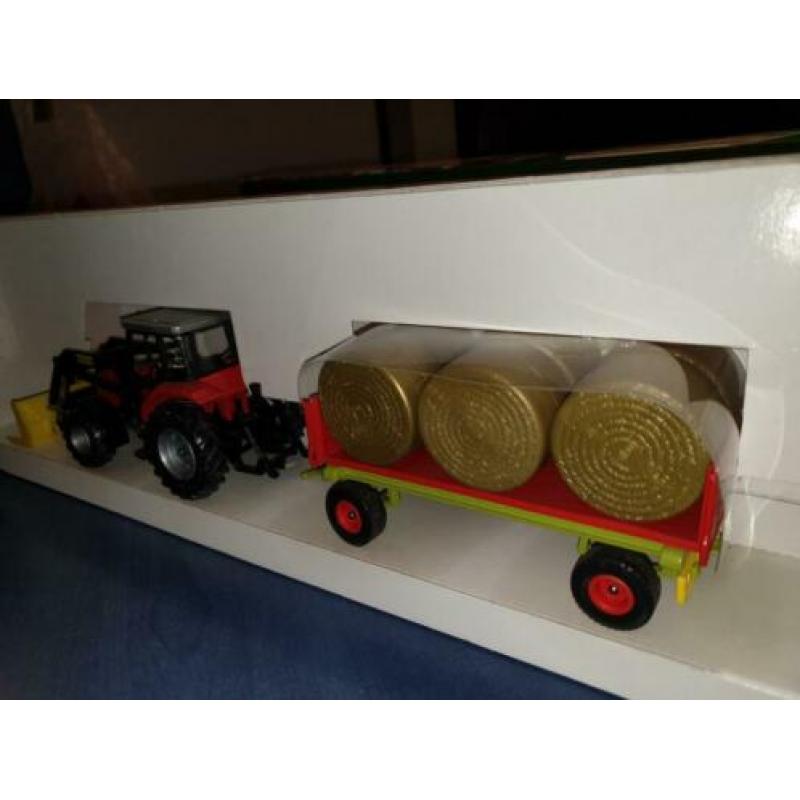 Massey Ferguson 4270 frontlader balenaanhanger Siku 3955 :