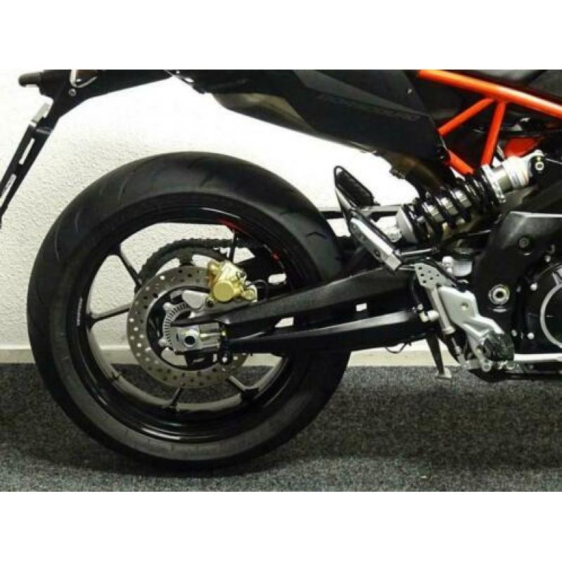 NIeuwstaat Aprilia DORSODURO 900 ABS (bj 2019)