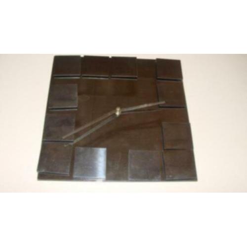 chroom wandklok 30cm x 30cm met kleine magneet blokjes