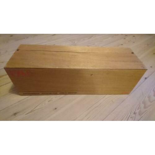 kist FAC konstruktieset, leeg.