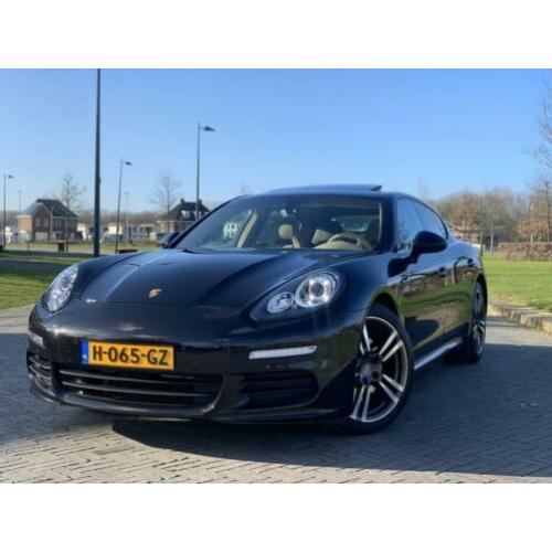 Porsche Panamera 3.0 S E-Hybrid 2014 Zwart lage km Softclose