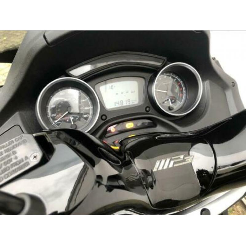 Piaggio mp3 500cc 2015 abs asr autorijbewijs!