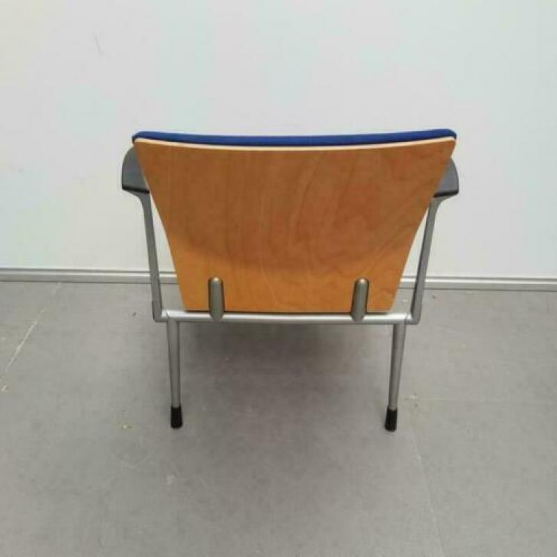 3x Ahrend houten eetkamerstoelen - blauw - zithoogte 39 cm
