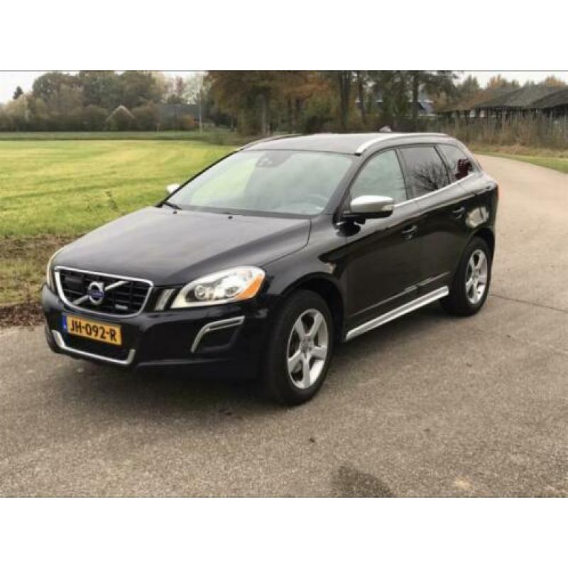 Volvo XC60 R-design D5 Aut6 2012 Zwart 129.965 km