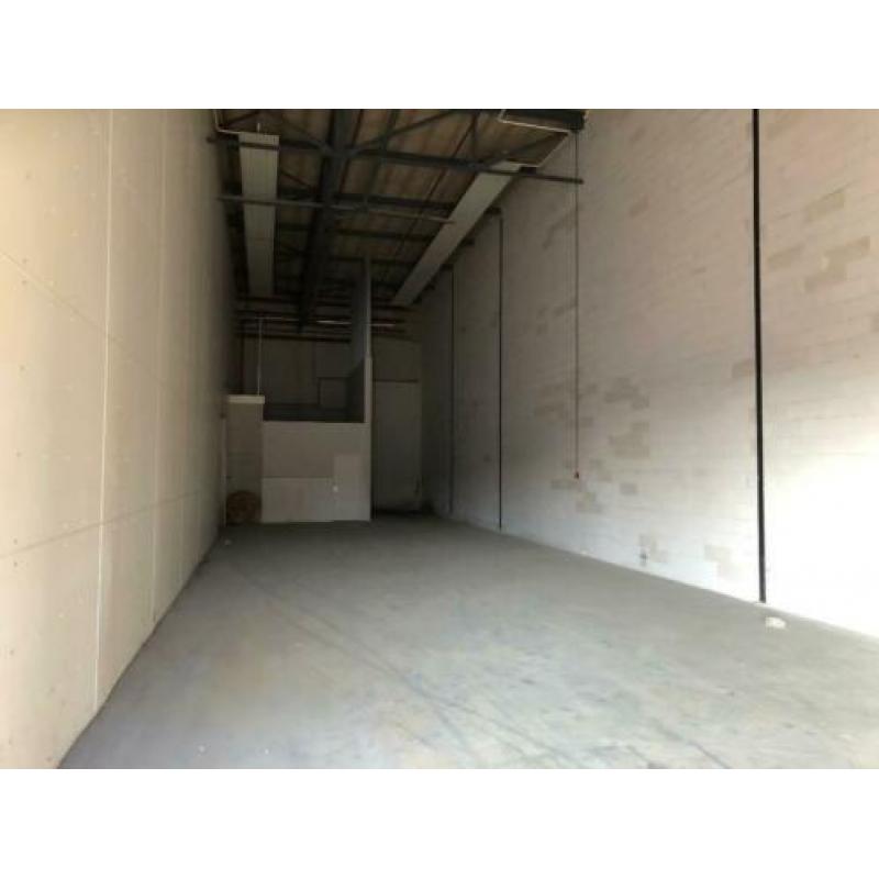 485 m2 bedrijfsruimte opslag stalling te Groningen Sontplein