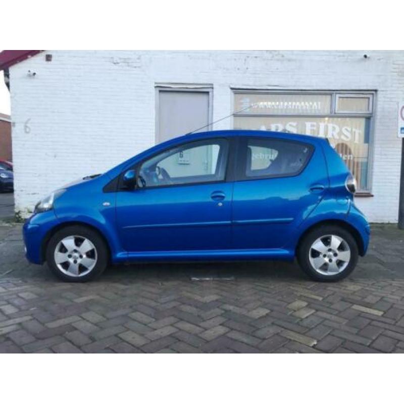 Toyota Aygo 1.0-12V Dynamic Blue 2009, 5 Deurs, AIRCO, Elekt