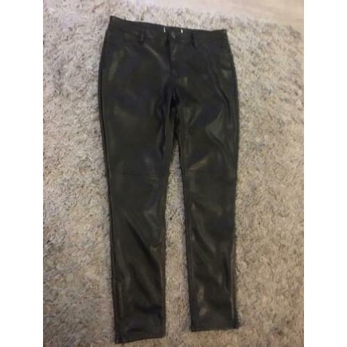 Zara imitatie leer broek zwart stoer l 42 zgan