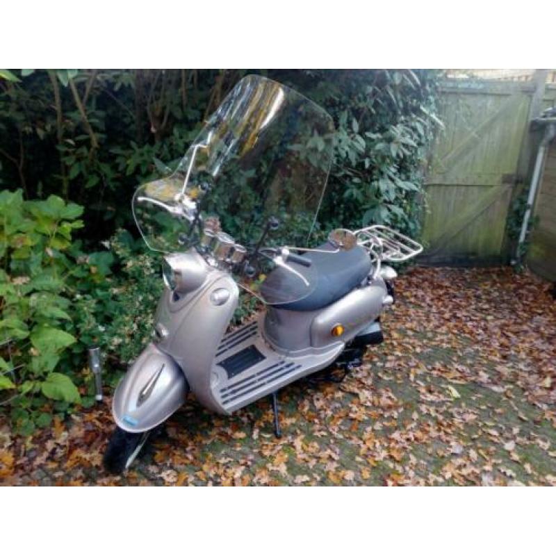 AGM scooter New Flash