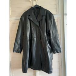 NIEUW: prachtige zwarte “leren “ jas mt 50