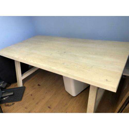 Massief houten eettafel