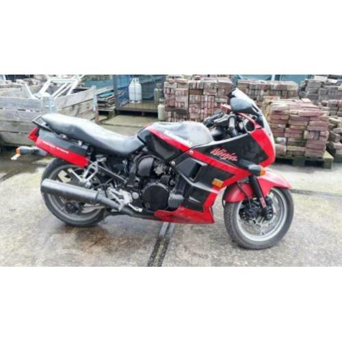 kawasaki ninja 750R sloper , onderdelen schade
