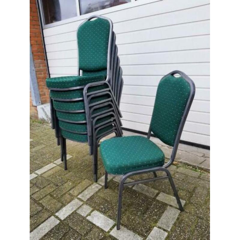 7 stuks stackchairs stack chairs stapelstoelen zaalstoelen