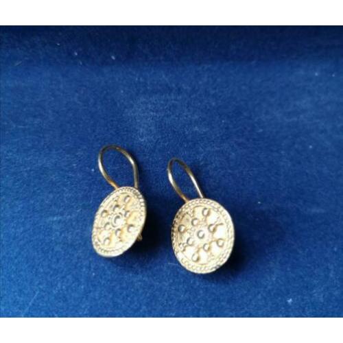 SAS DESIGN OORBELLEN 18 karaats goud op sterling zilver