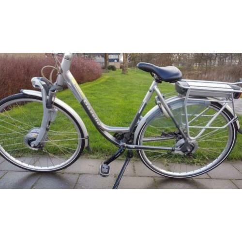 Een prachtige gazelle Accu is %100 actieradius 40 km