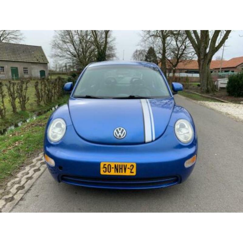 Volkswagen New Beetle 2.0 HIGHLINE