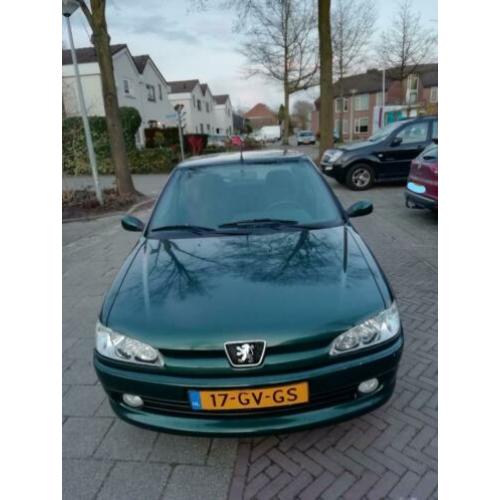 Peugeot 306 1.6 XR 72KW 2001 Groen