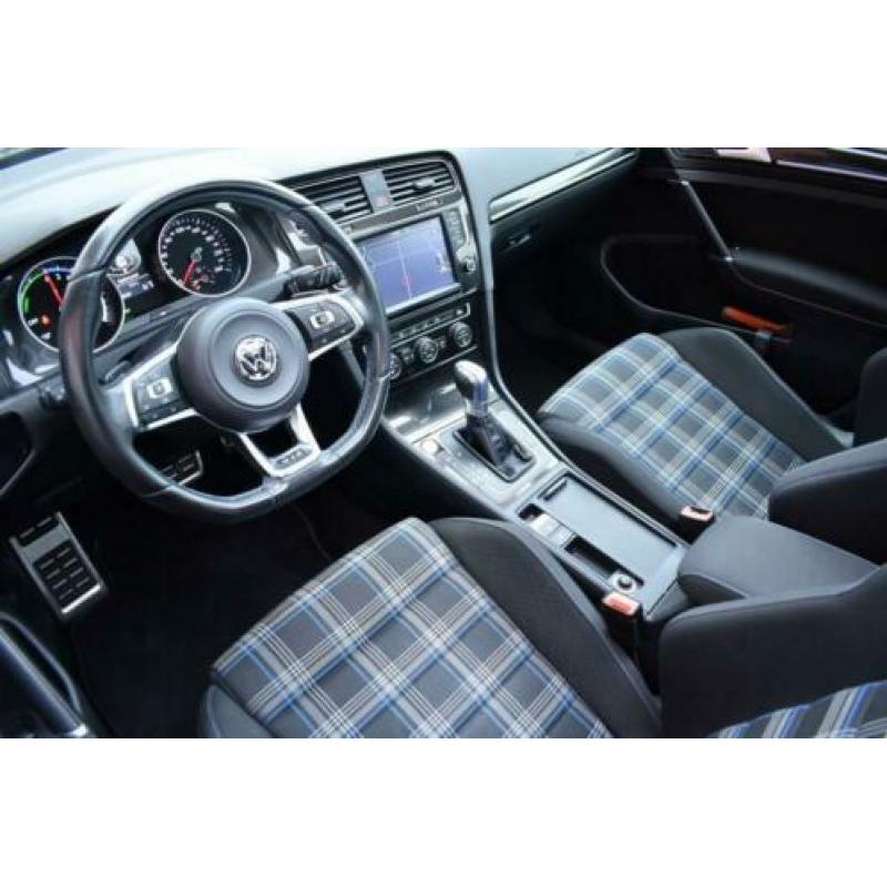 Volkswagen Golf 1.4 TSI GTE Panoramadak/Camera incl BTW
