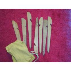 Diverse campingartikelen Tentharingen Rubbermat Tentstokken