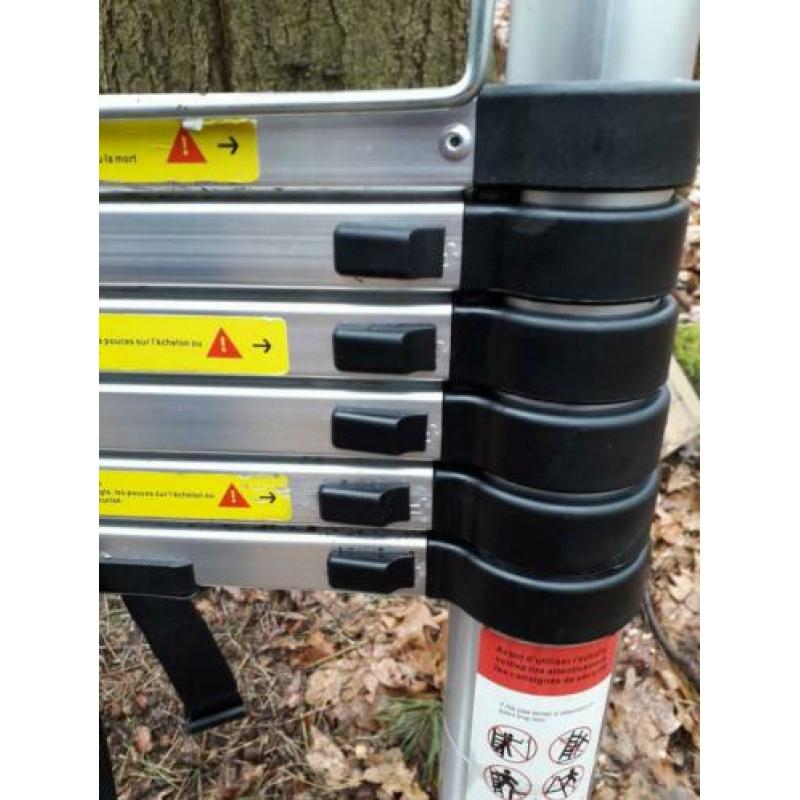 Telescoop ladder