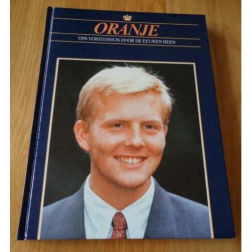 Te koop het nieuwe boek "Oranje: Willem-Alexander".