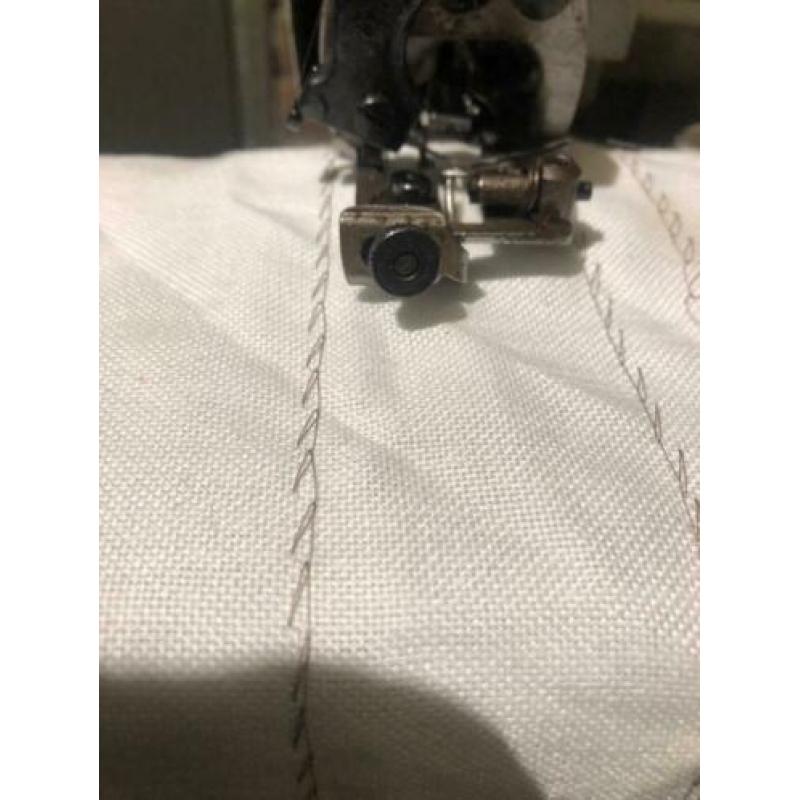 Lewenstein blindzoom naaimachine