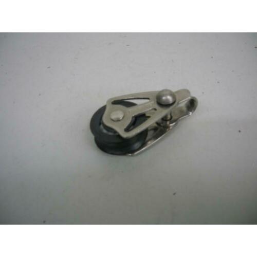 RVS blokjes, Katrollen, voor vlaggenlijn of kleine zeilboten