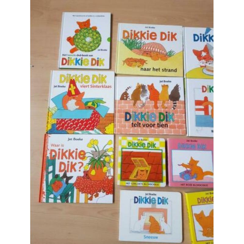 Leesboekjes Dikkie Dik 15 stuks.