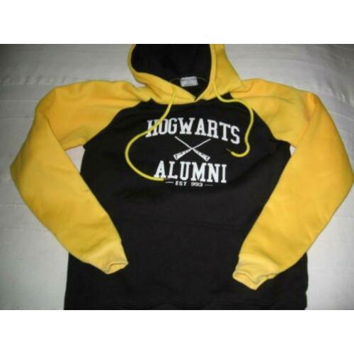 Nieuwe sweater en prachtig zwart T-shirt beiden met opdruk