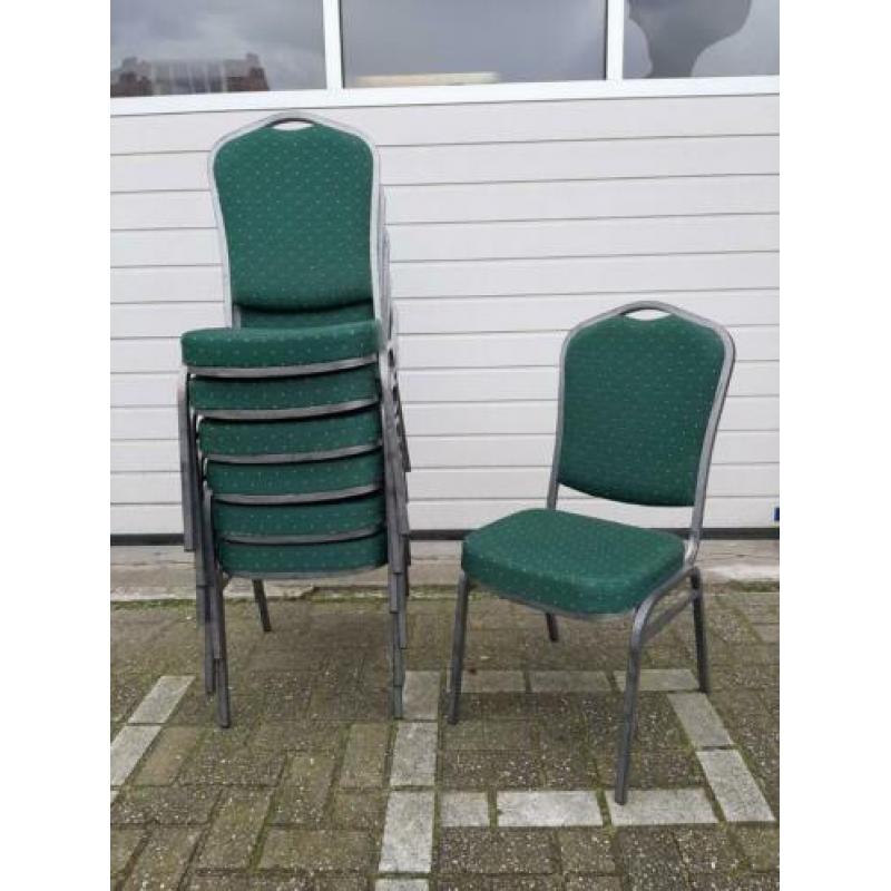 7 stuks stackchairs stack chairs stapelstoelen zaalstoelen
