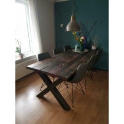 Eetkamertafel wagonplanken 6 persoons