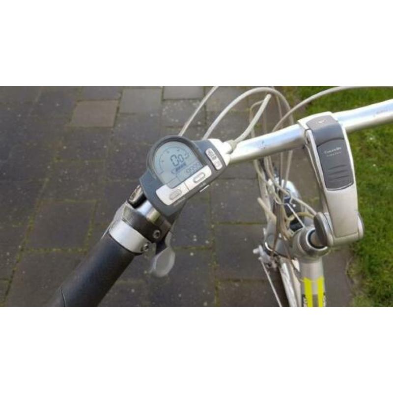 Een prachtige gazelle Accu is %100 actieradius 40 km