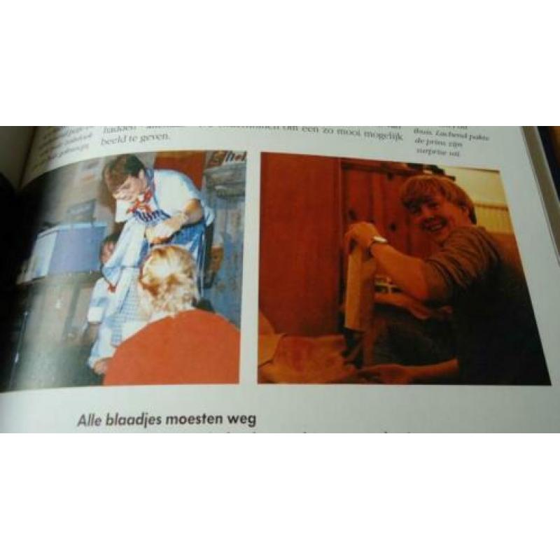 Te koop het nieuwe boek "Oranje: Willem-Alexander".